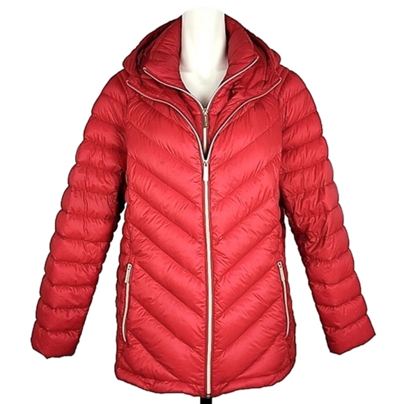 Michael Kors Women's Red Down Fill Quilted Puffer Hooded Winter Coat Size 1X - Picture 2 of 16